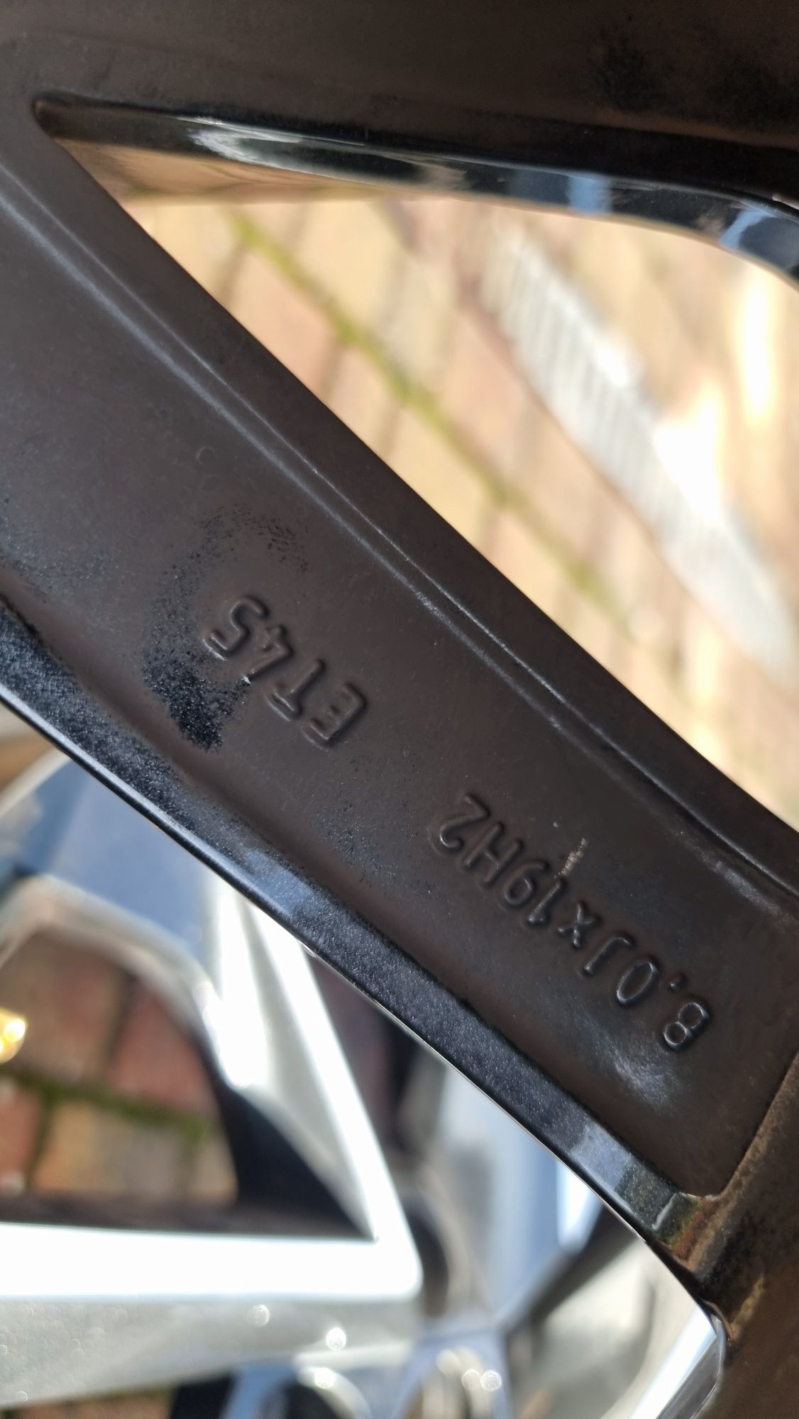 Dwie felgi skoda  19" et45 Szerokość 8.0