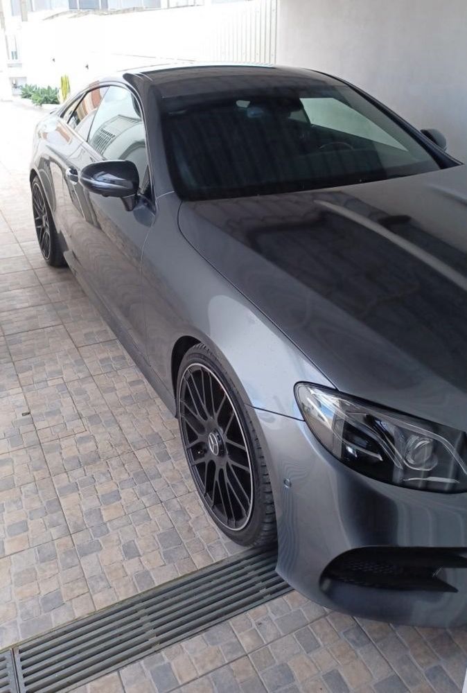 Mercedes-Benz E220 Coupé AMG 9-G Tronic 111.000Kms