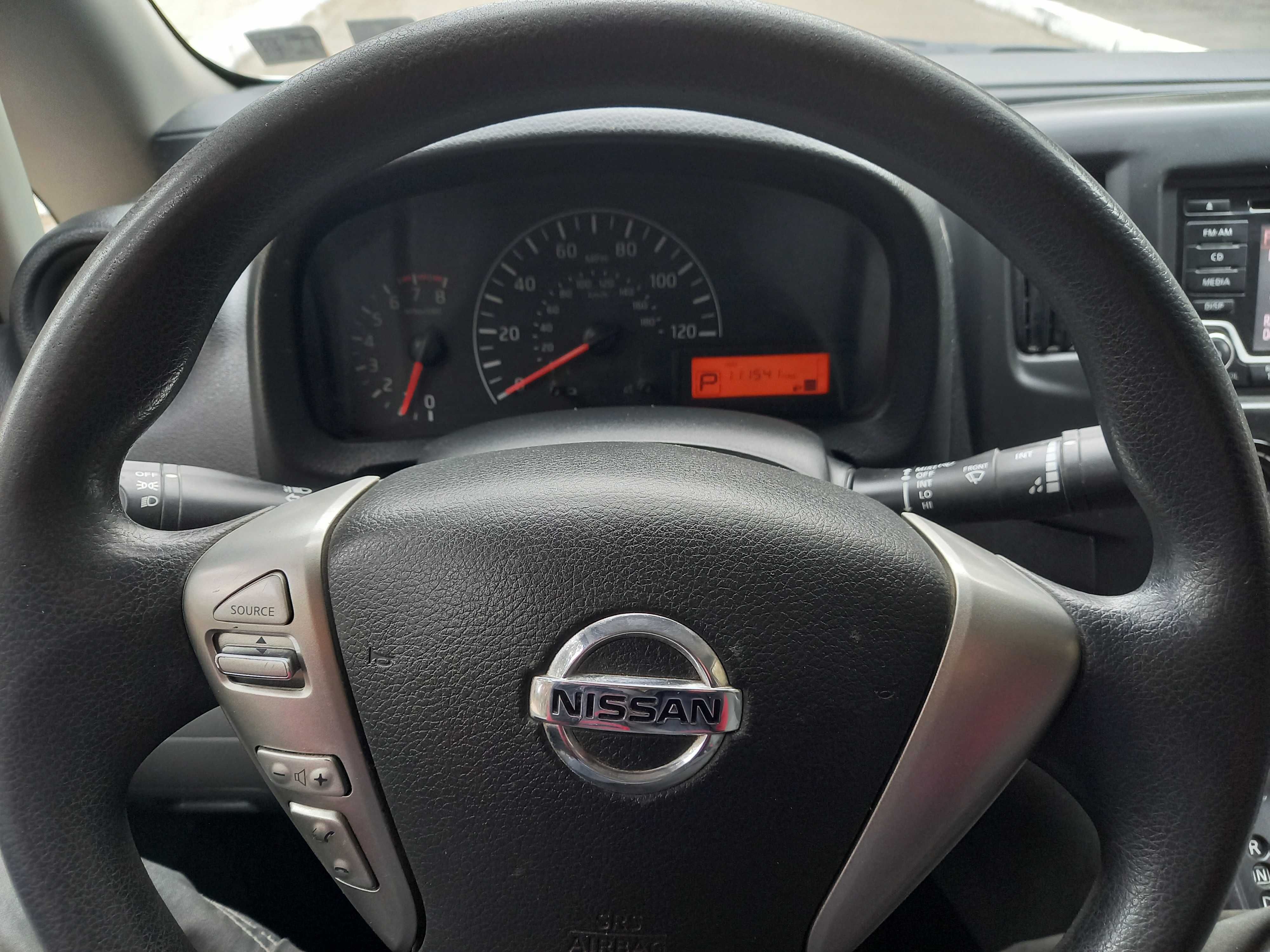 Микроавтобус грузовой Nissan NV200 2019