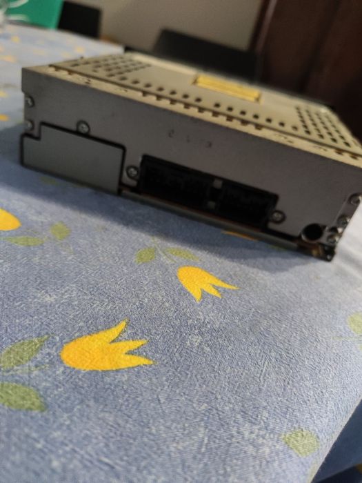 Radio CD Volvo V40 S40 com código