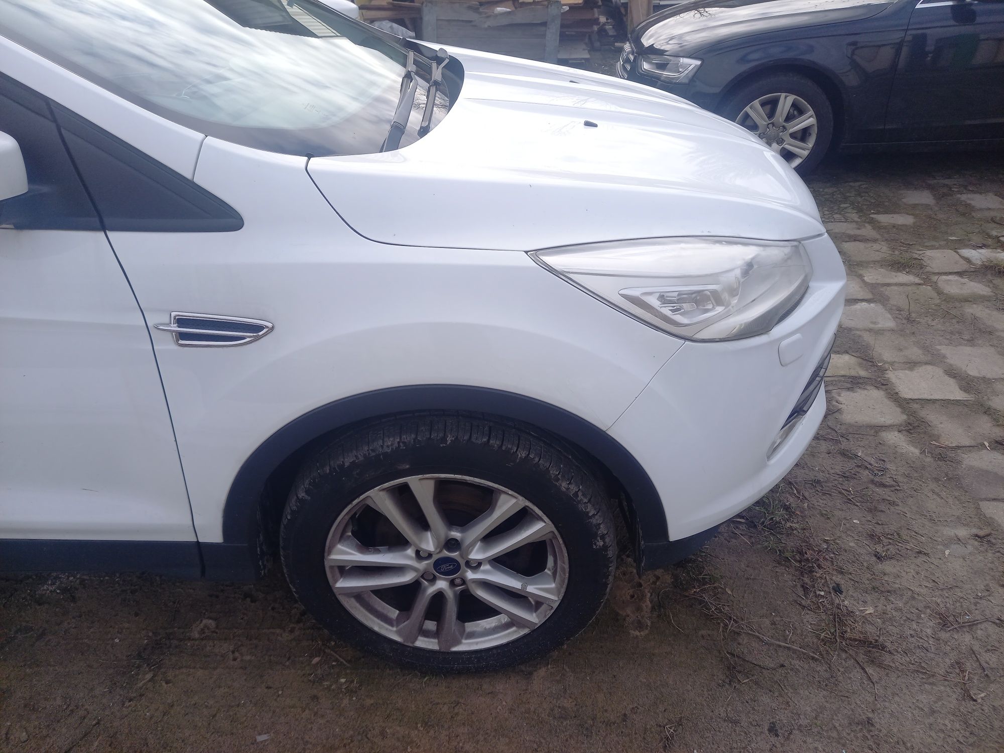 ford kuga mk2 Kod lakieru 5D 2.0 tdci 4x4 części