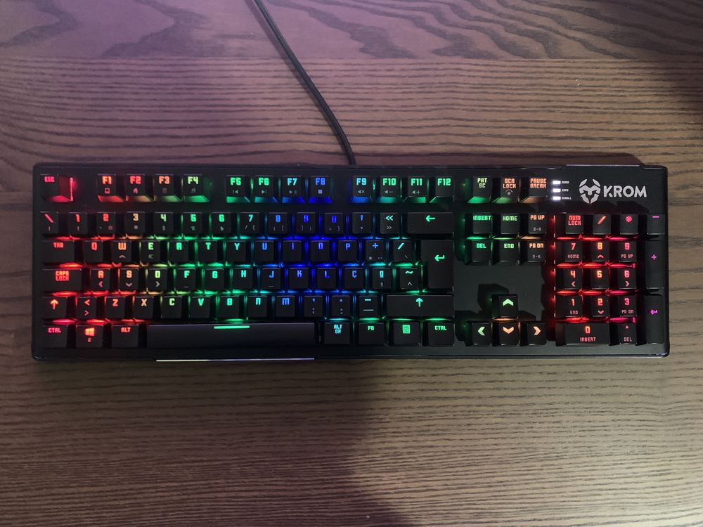 Teclado Krom Kael | RGB | Mecânico