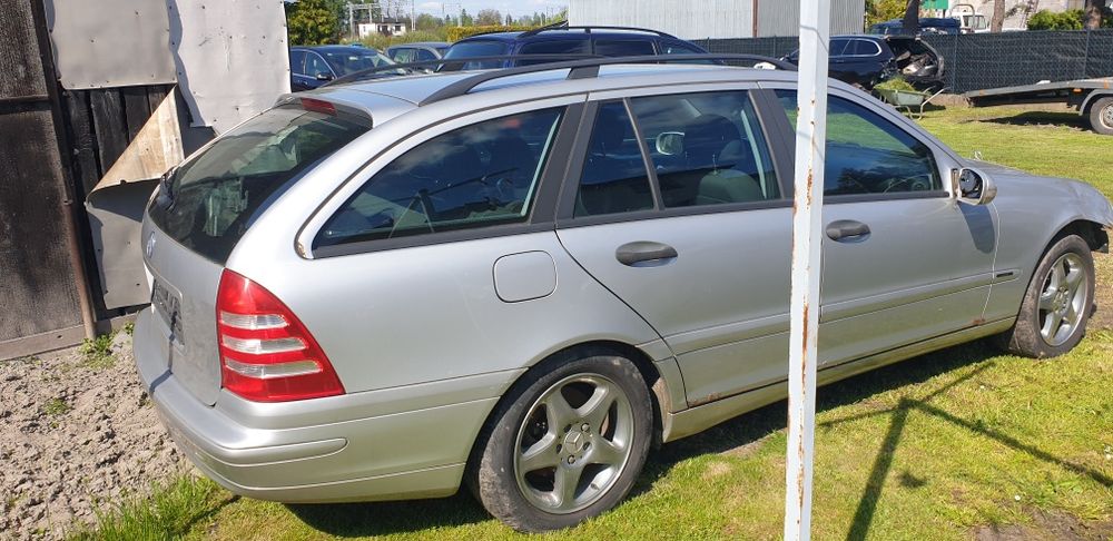 Mercedes c 200K w 203 wszystkie czesci