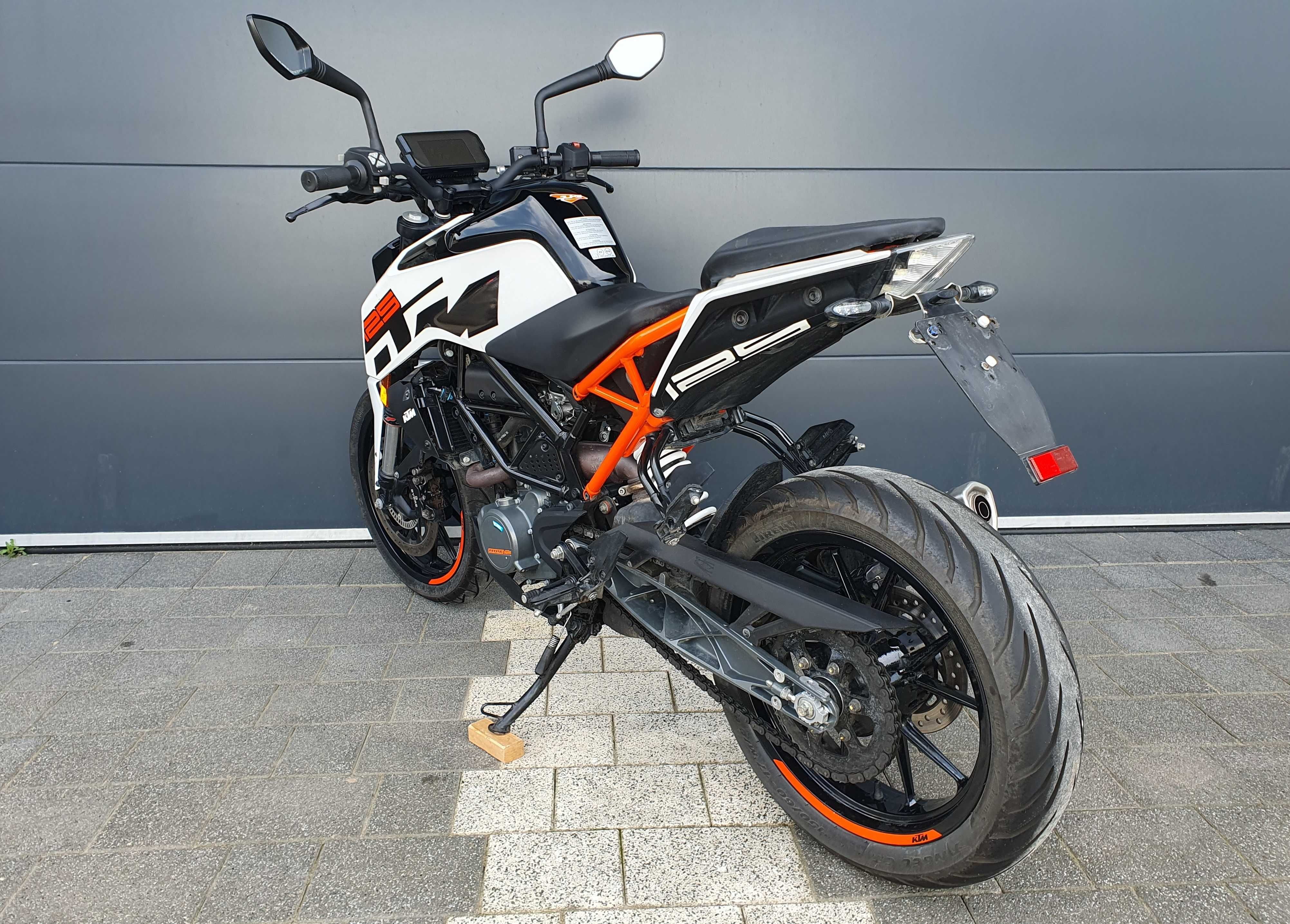 KTM 125 Duke, ABS, Led, serwis, super stan, kat.B