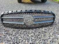 Grill mercedes W 176 A klasa stan bdb