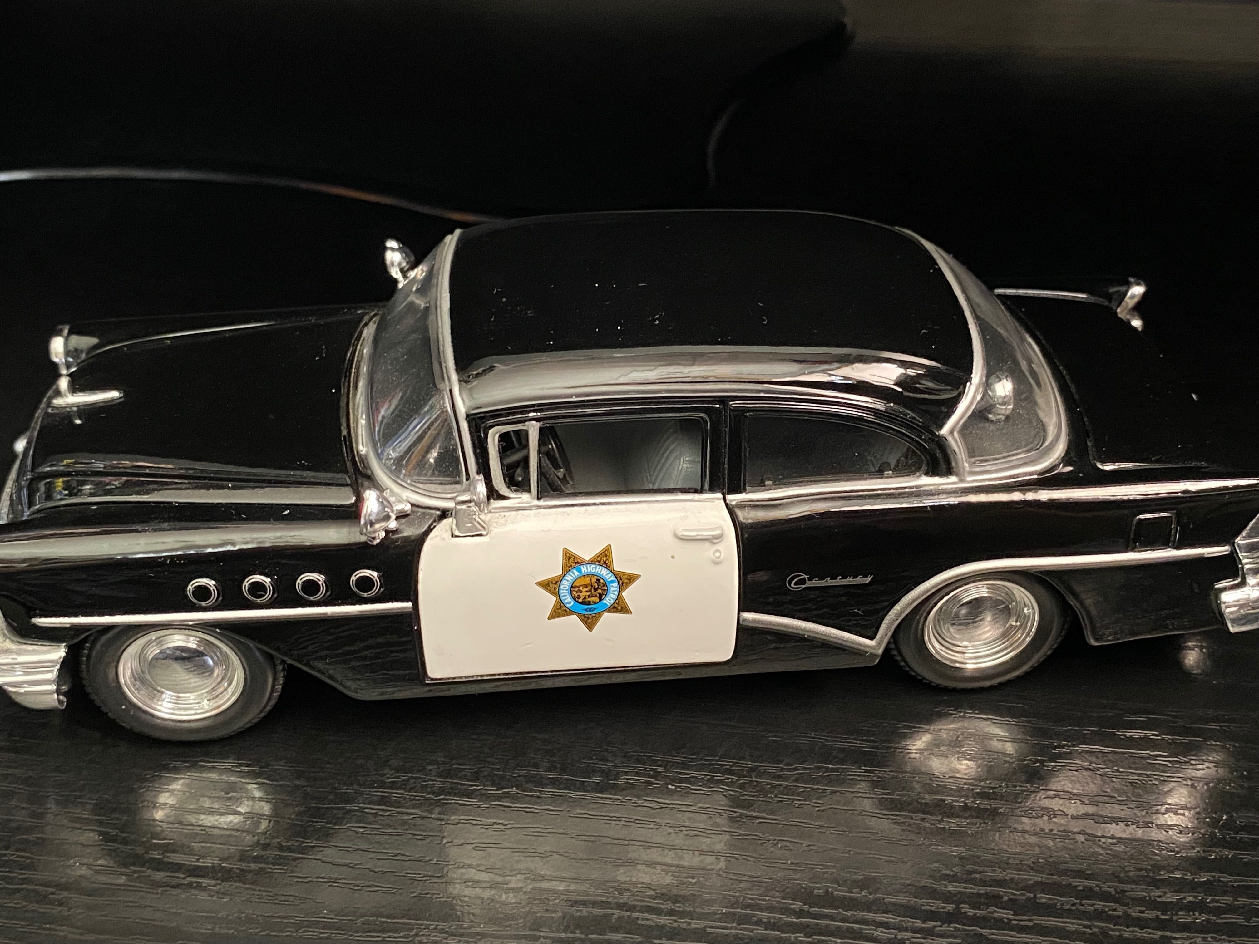 Ford Crown Victoria 1/24 i inne policyjne