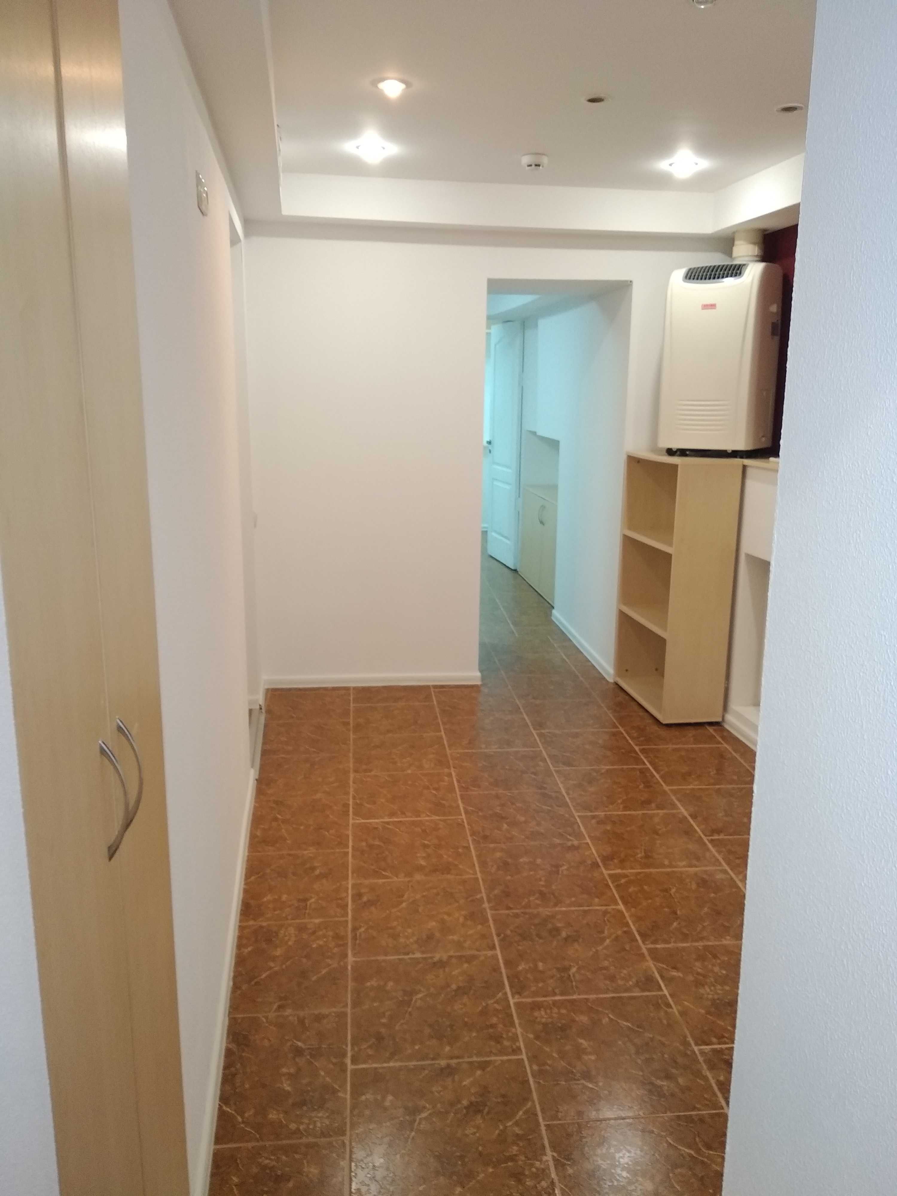 Продається офіс вул. Антоновича, 10б. Під будь-який вид діяльності