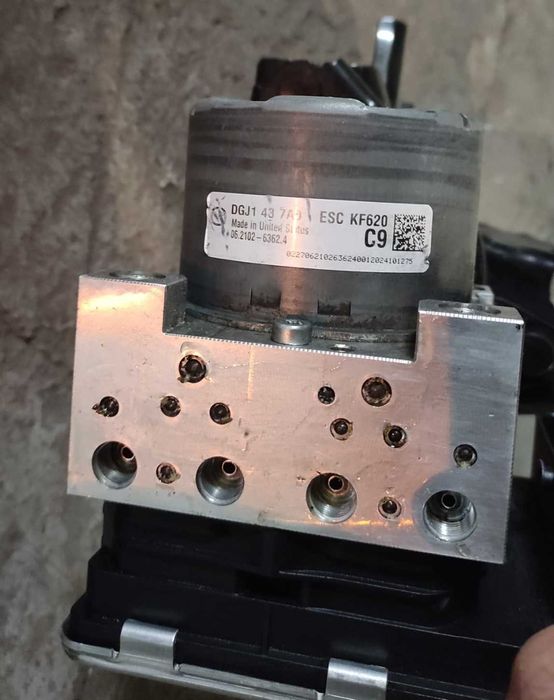 Mazda CX30 2,5 BENZYNA USA Pompa ABS , ESC ,DGJ1 43 7A0 , DGJ1437A0,