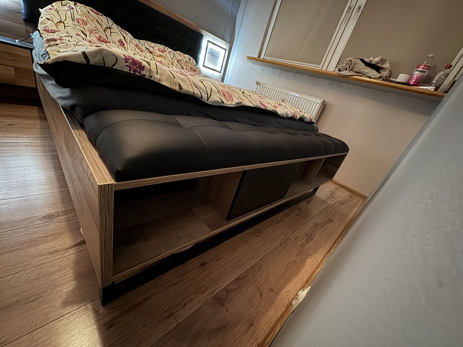 Lóżko ze stelażem i komoda SIRIUS CROWN Agata