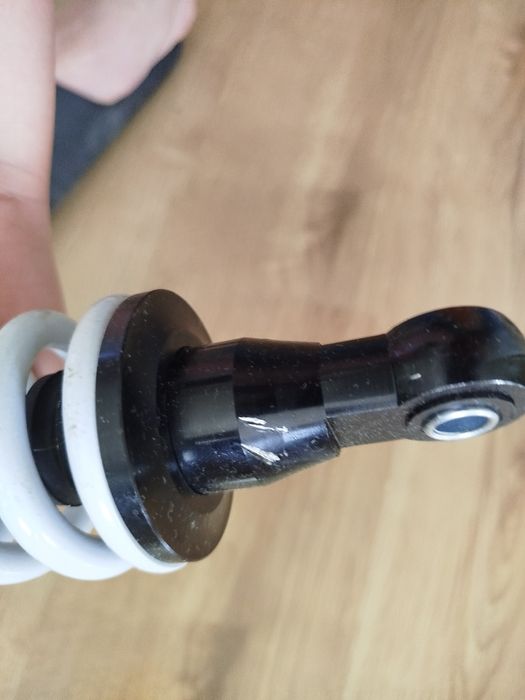 Амортизатор для мотоцикла