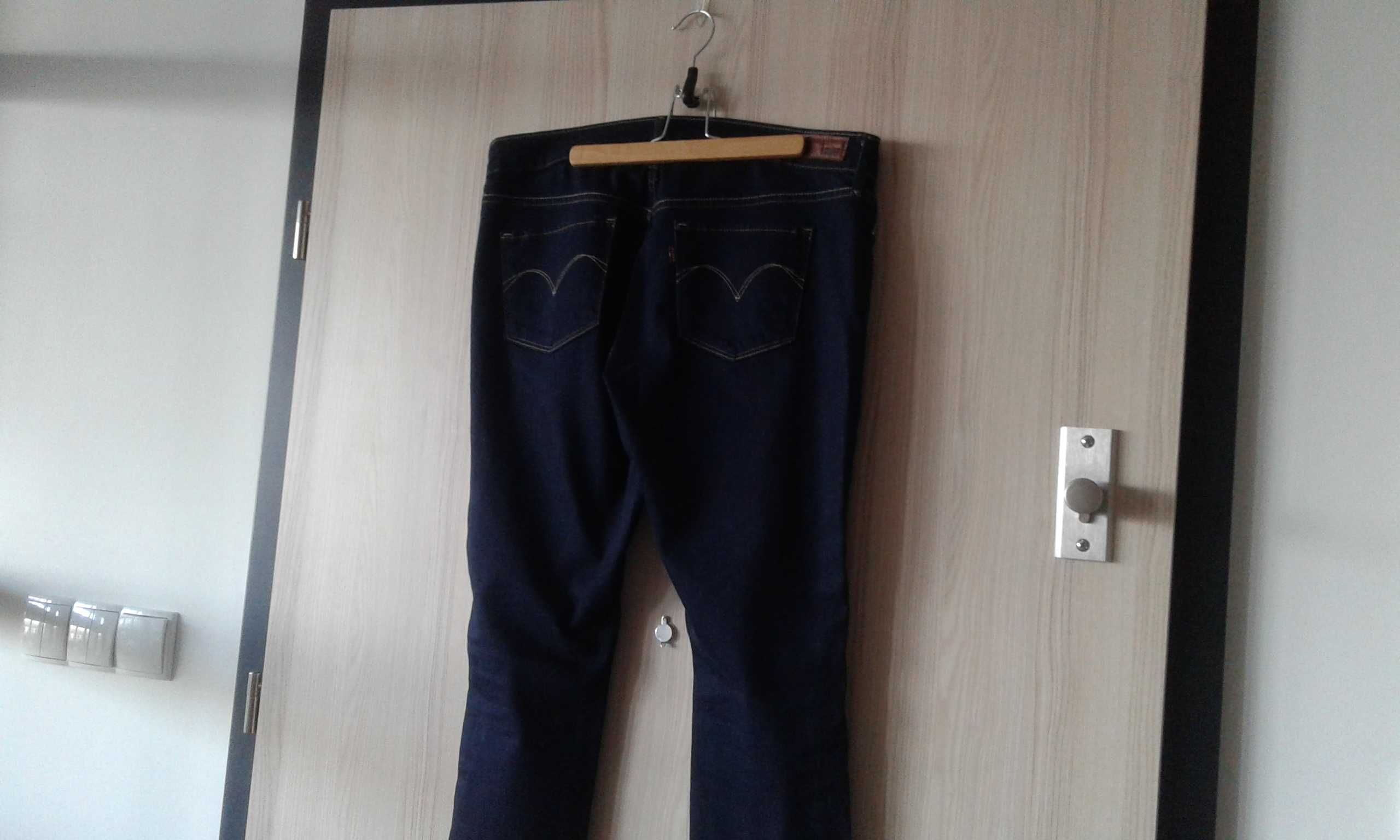 Spodnie jeans levis