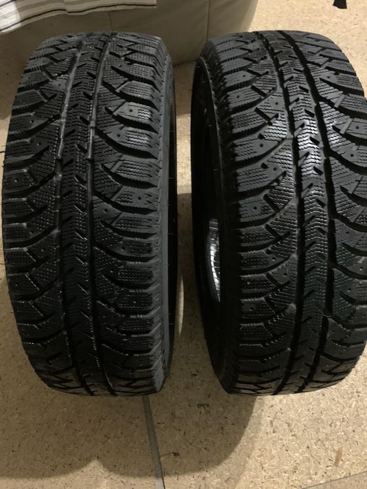 Резина новая 195/65/15 Зима.