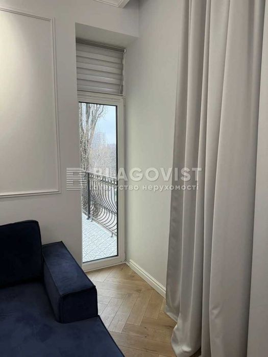 Продаж 2-х кімн кв-ри вул.Антонова Авіаконструктора, 2/32 к1 Сталінка