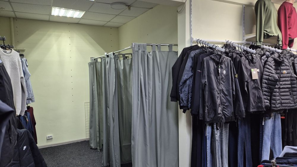 Аренда Базарна 20  торг (анголенко)