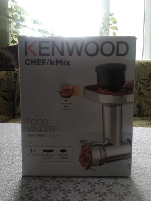 Кухонная машина Kenwood KVC 5000 T Chef Sense (новая)+7насадок