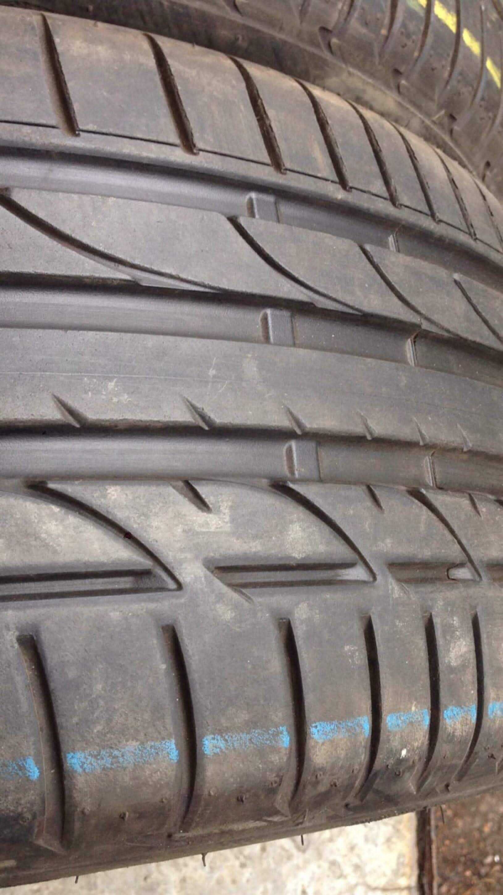 Літні шини Бріджстоун 255/35/19 Bridgestone Potenza RE050A залиш.95%