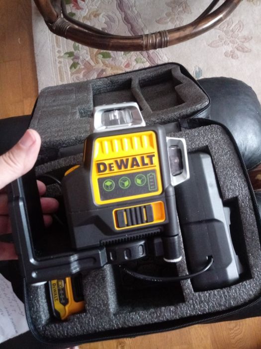 Laser krzyżowy 12 lini zielonych