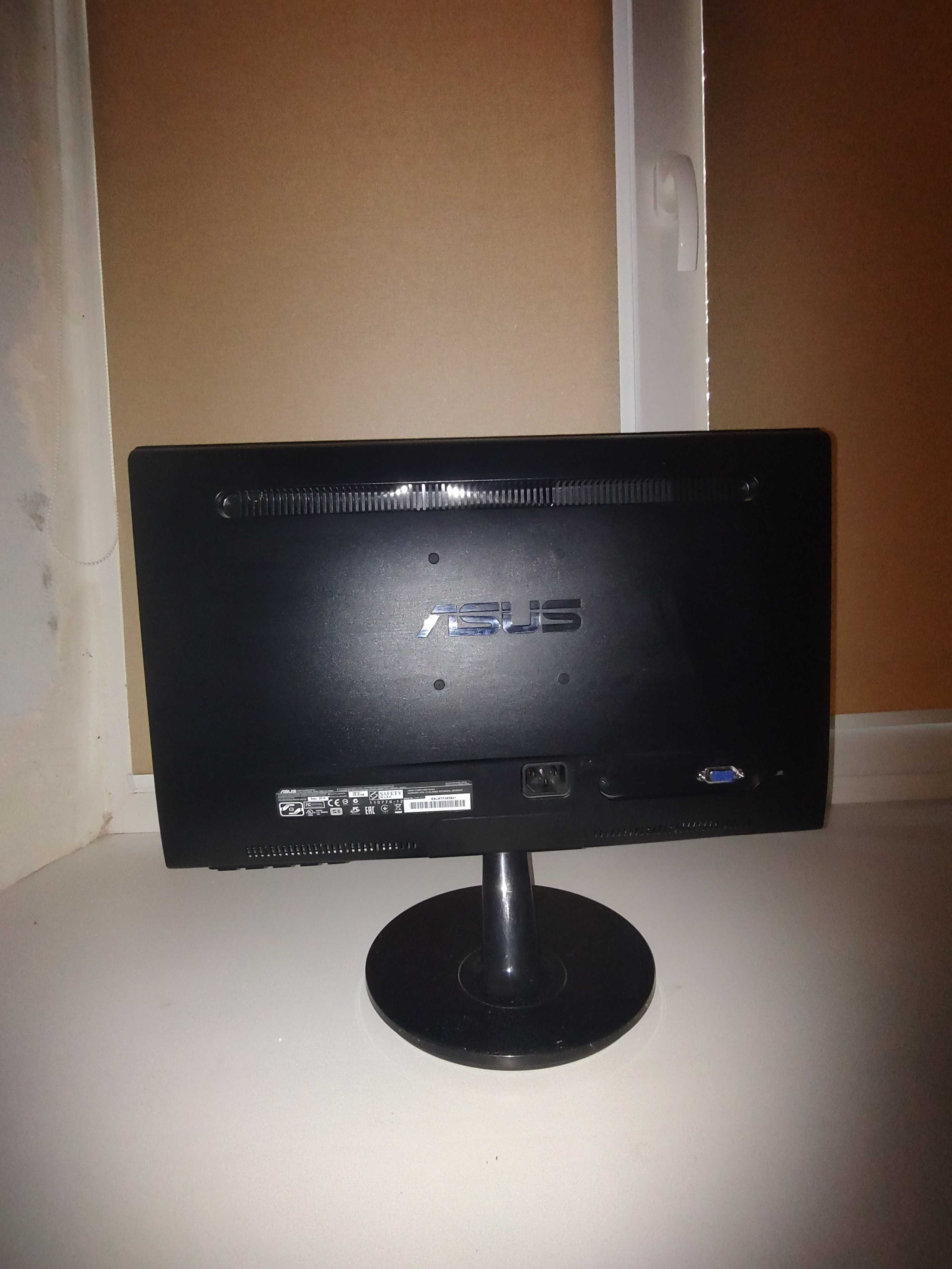 Монітор ASUS 2014 року