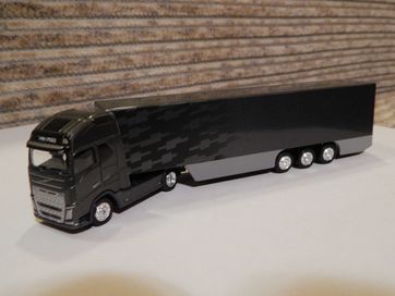 Modelik kolekcjonerski Volvo FH 750 w skali 1:87