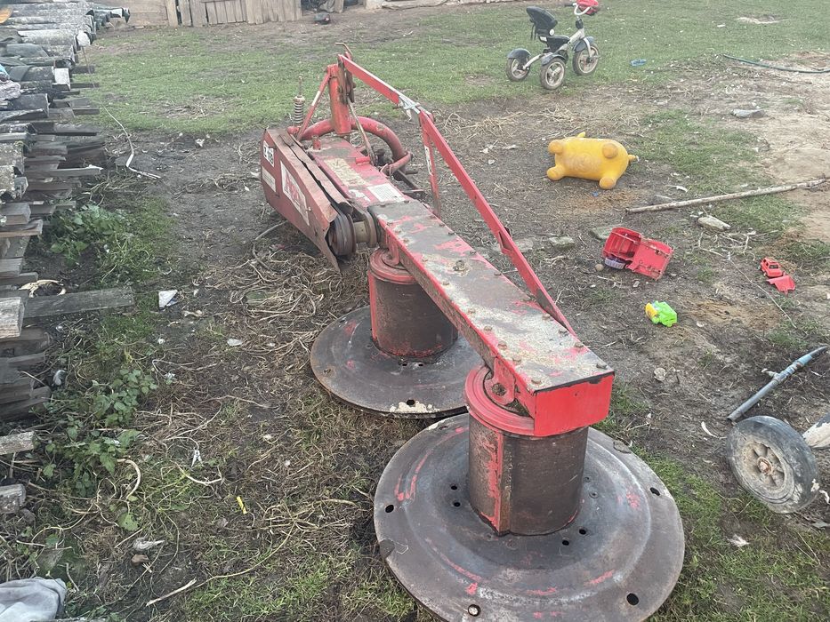 Косілка роторна.