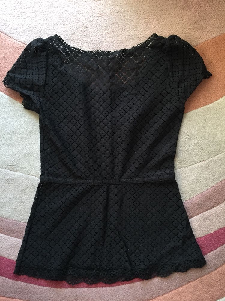 Czarna, elegancka bluzka M