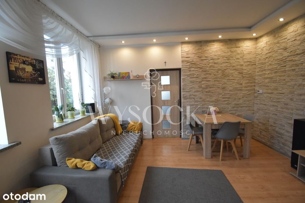 3 pok. z dużym tarasem, do zamieszkania.