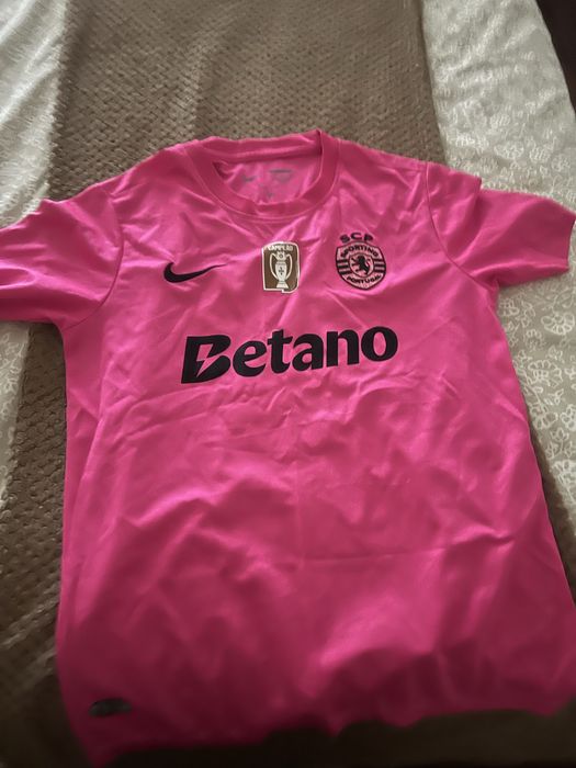 Camisola rosa Sporting 24/25 nova