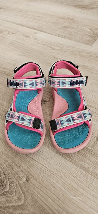 Sandały rozm. 32 dziewczęce