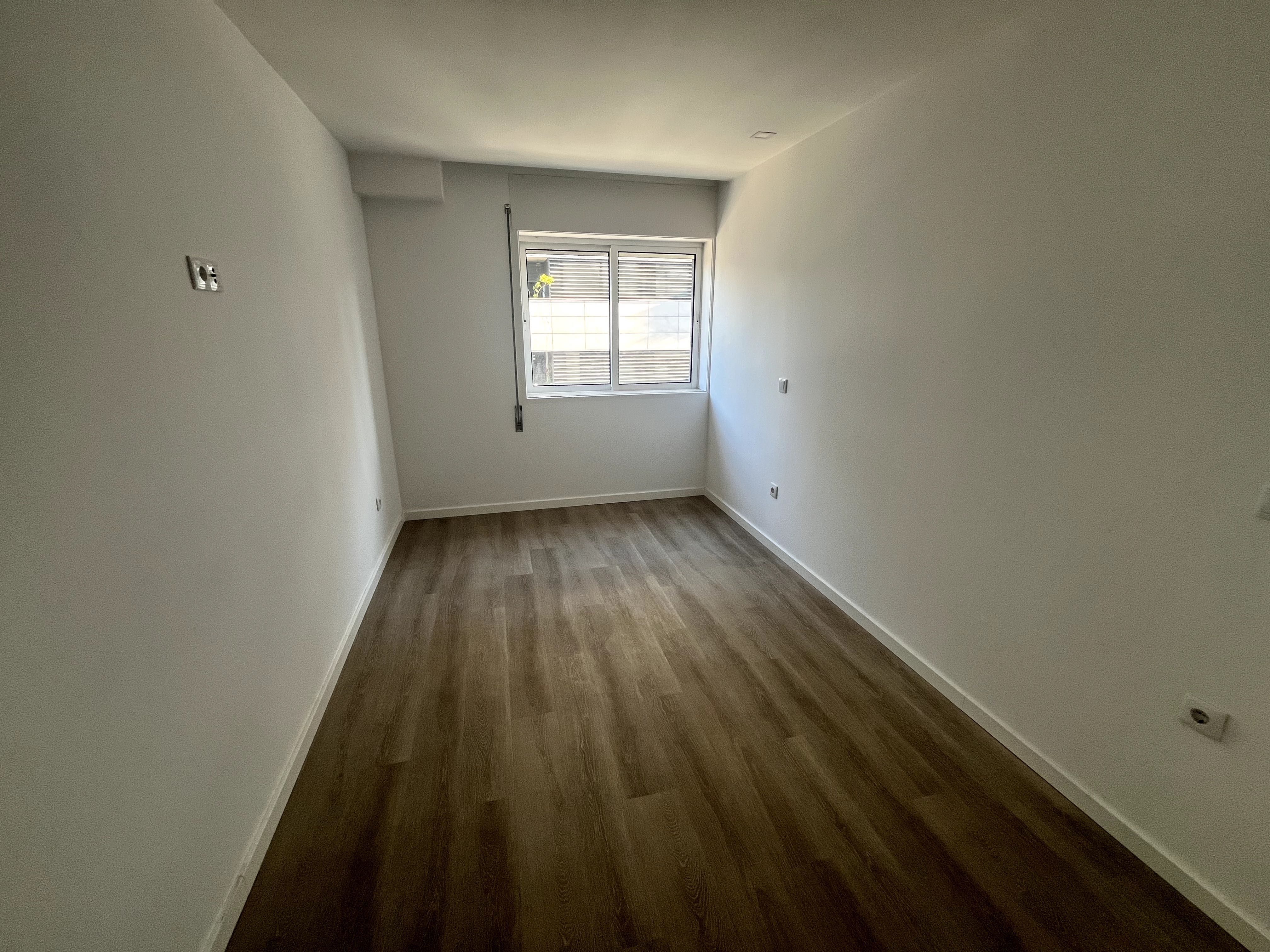 Apartamento T3 para Arrendamento - Open Space C/ Suite e Closet