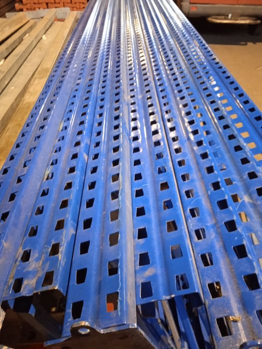 Продам паллетные стеллажи, стеллажи для склада, стеллажи бу