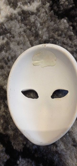 Piękna maska ozdobna prosto z Wenecji