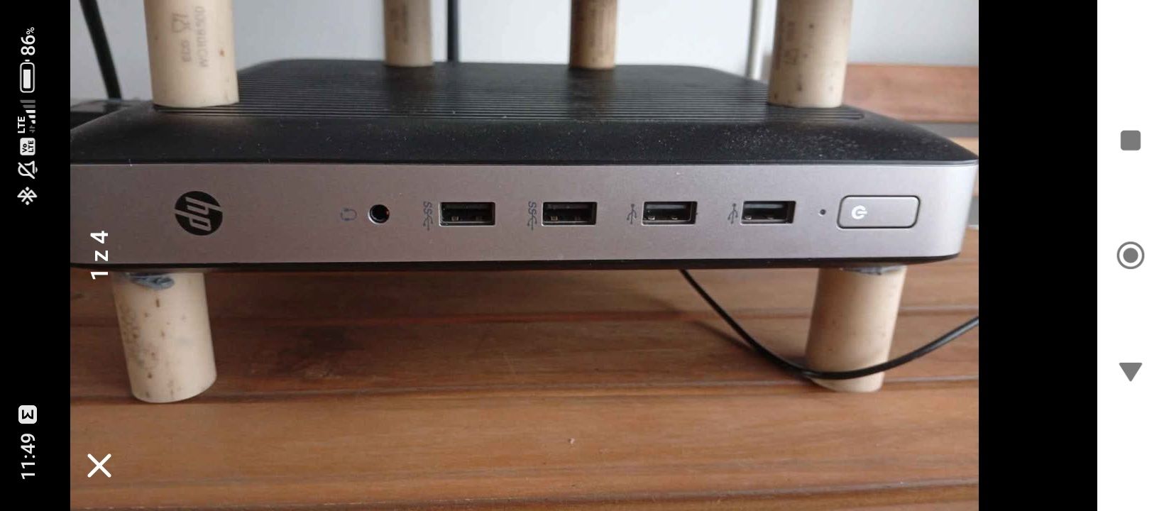 Terminal HP z monitorem i drukarką canon