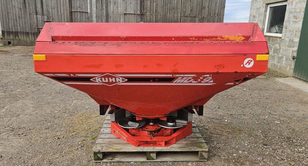 Rozsiewacz nawozów KUHN MDS 921 (Amazone, Rauch)
