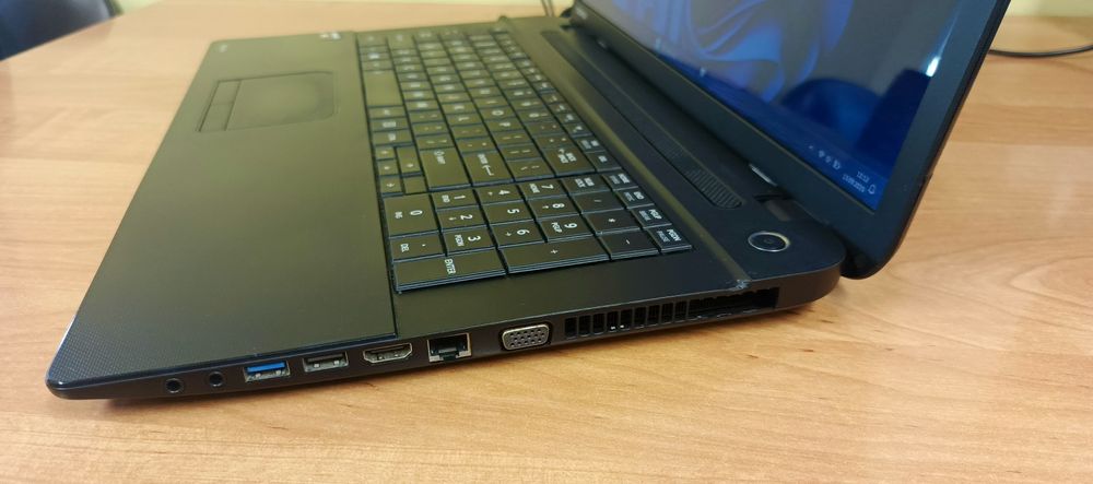 Laptop Toshiba C75D-B/17cali