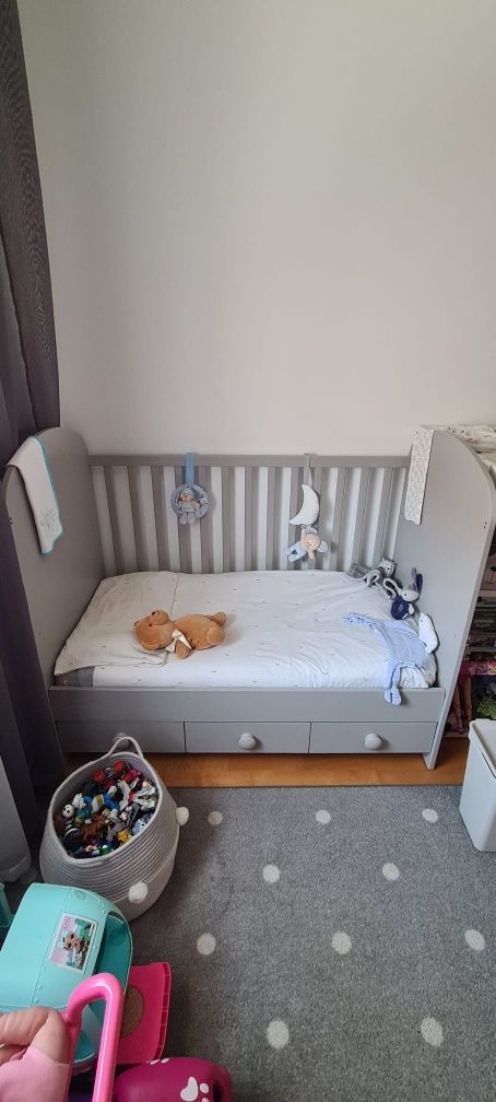 Berço  ikea cinza
