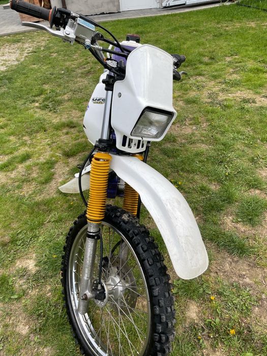 Suzuki dr 125