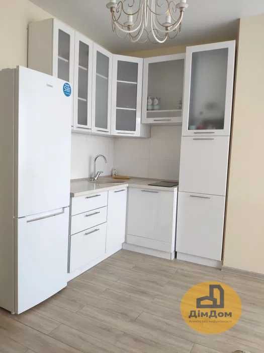 Продам 1-к., Радистів 34 , ЖК "Лісова казка", Деснянский р-н.