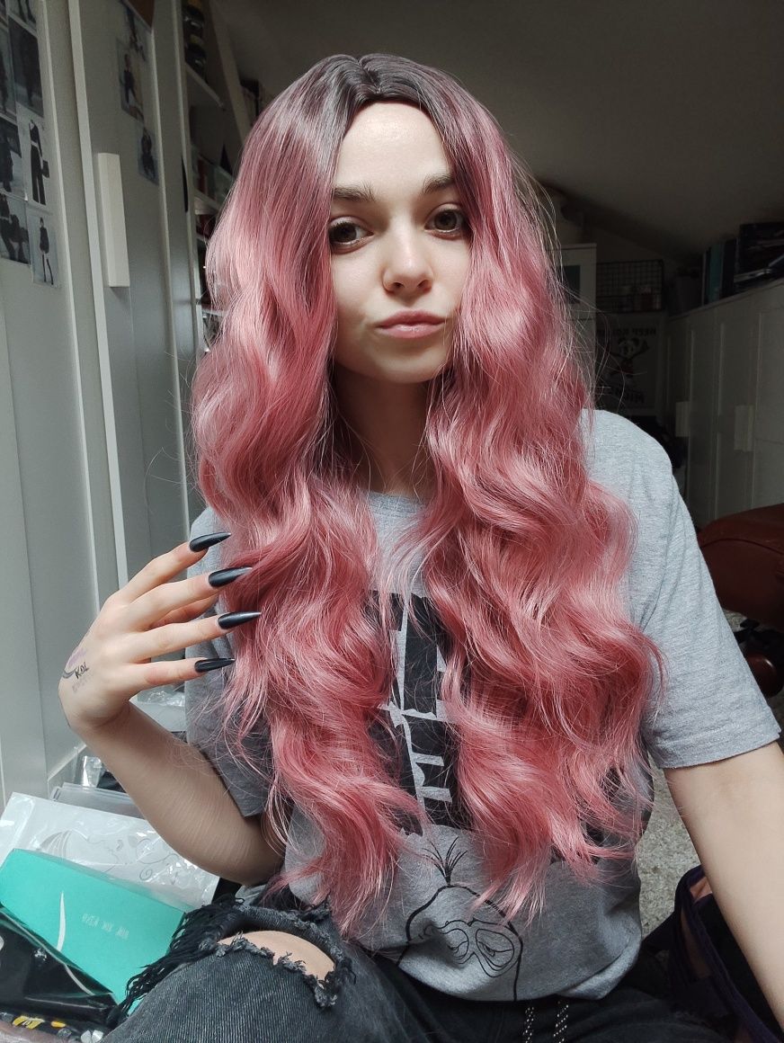 Różowa peruka ombre sombre WIG cosplay