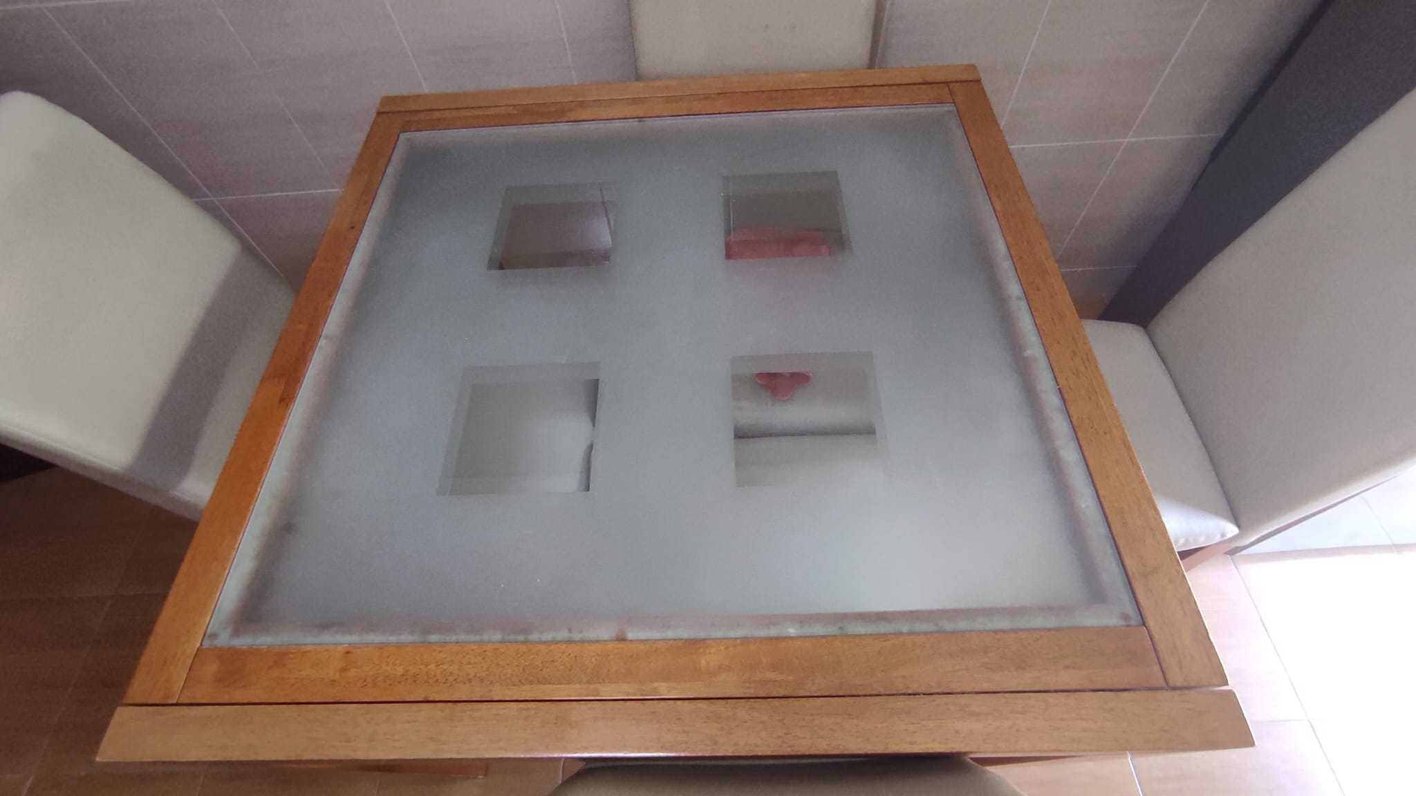 Mesa de cozinha + cadeiras