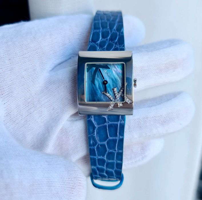 Жіночий годинник Korloff SKQ1/B1 з діамантами Limited Edition Swiss