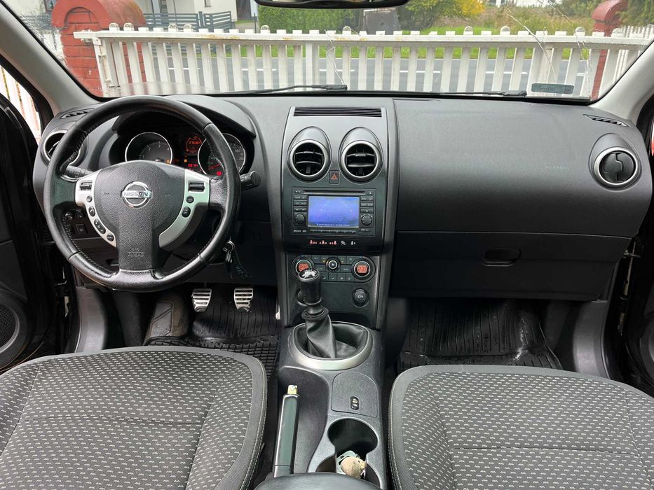 Nissan Qashqai 1.5 dci-2010rKlimAbsAluElektrSzklnDachKraj Fvat ZANIANA