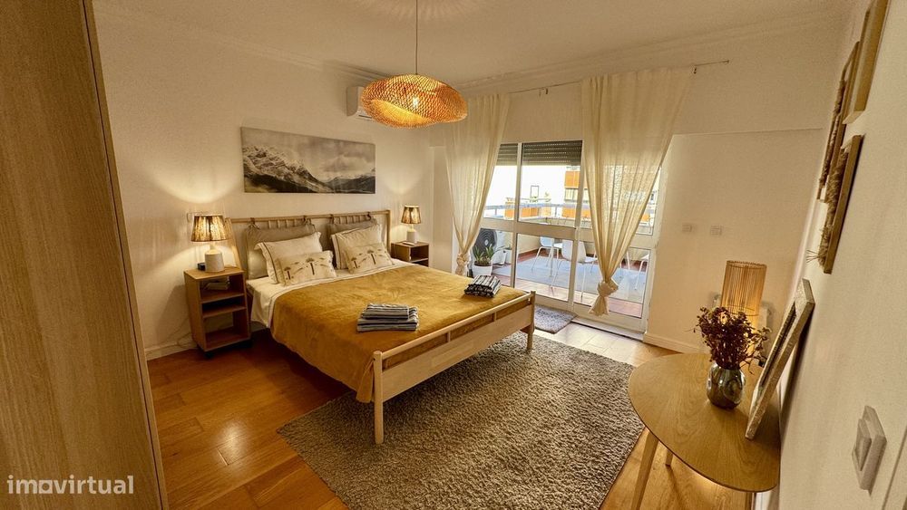 Luxurious furnished 2 bedroom Home In Cascais, Costa da Guia