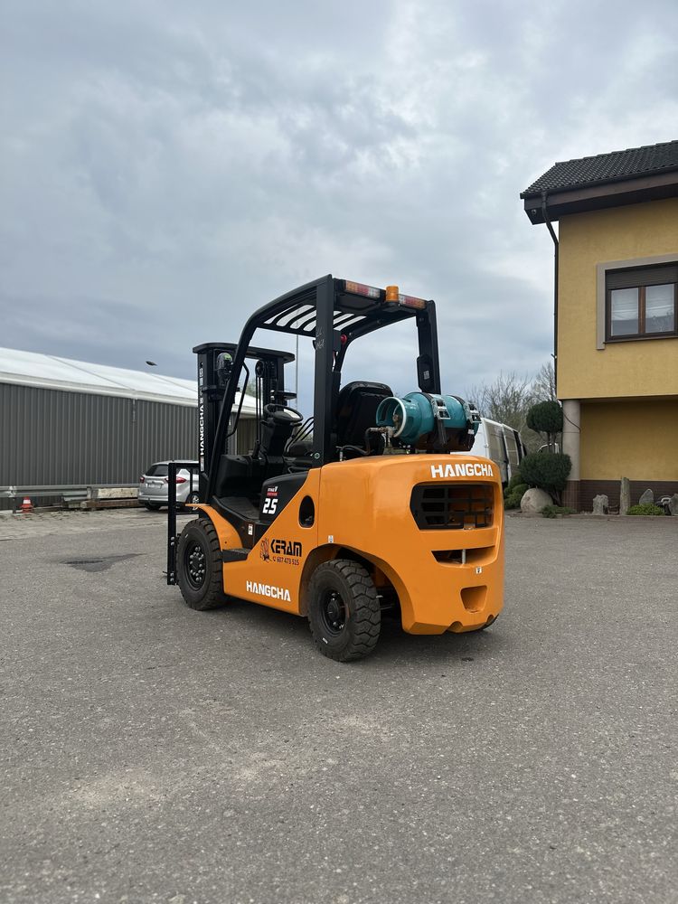 Nowy Wózek widłowy Hangcha 2,5 t