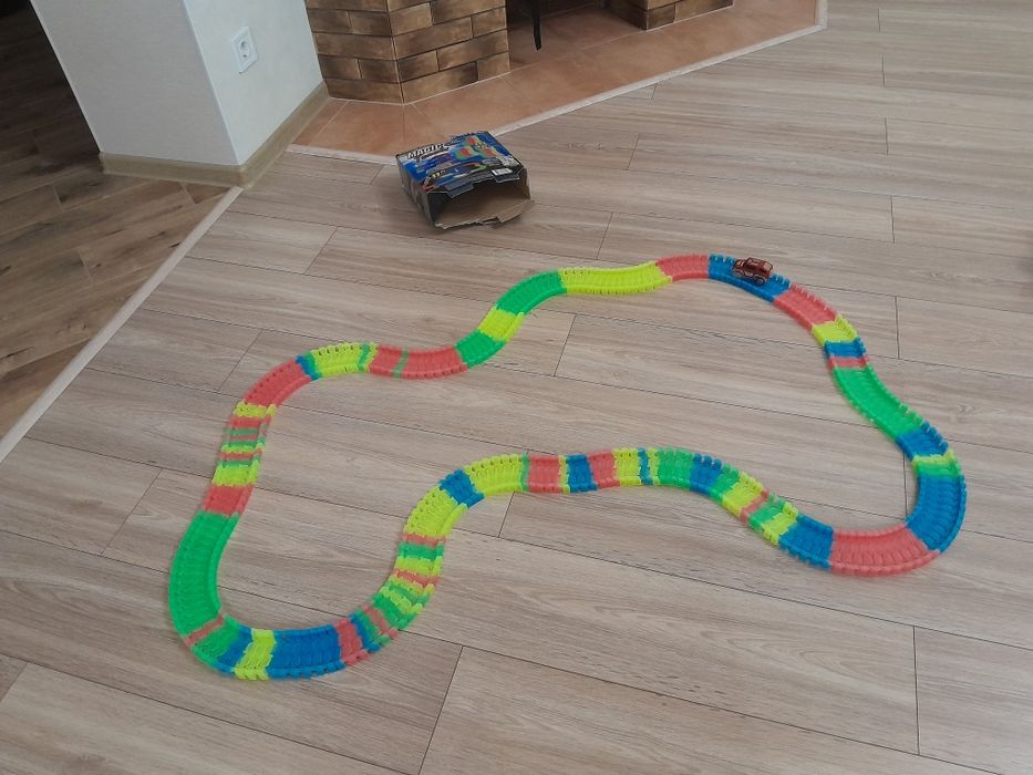 Машинки модельки Hotweels  та інші