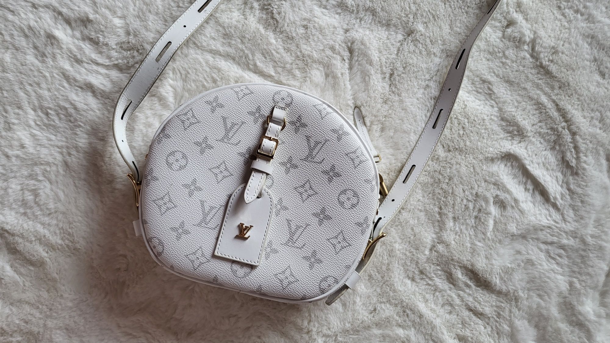 Сумка Louis Vuitton, бочонок.