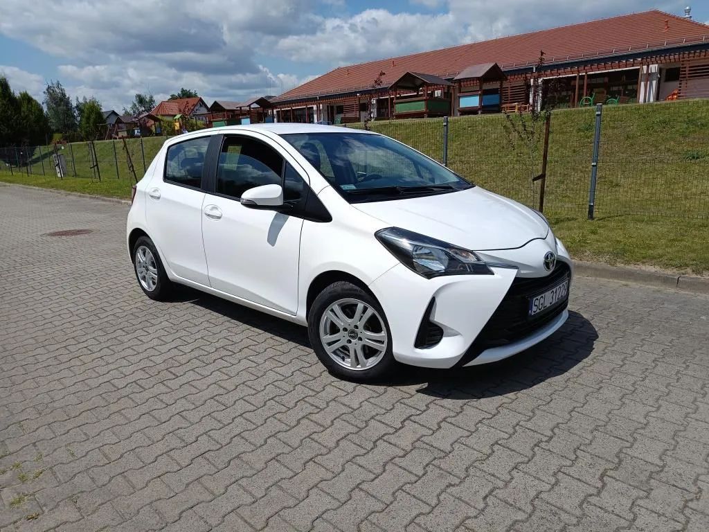 Toyota Yaris 1.5 111KM prywatnie serwisowana zadbana wyposażona