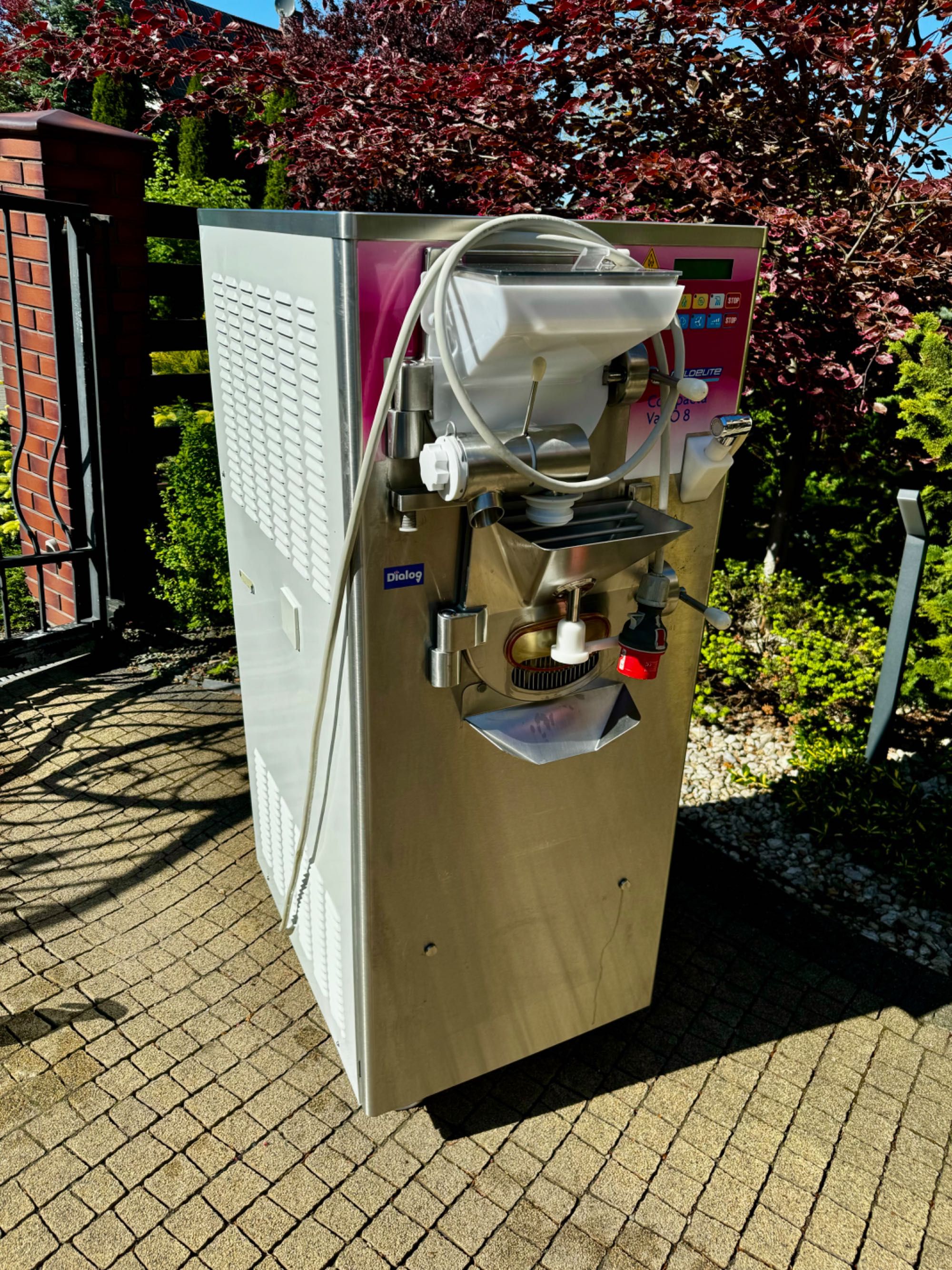 Maszyna do produkcji lodów Compacta Vario 8 PRO