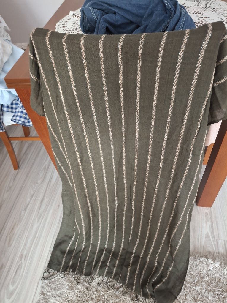 Szal bawełniany ze srebrną nitką