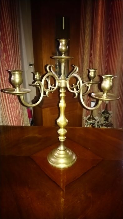 Бронзові підсвічники канделябри