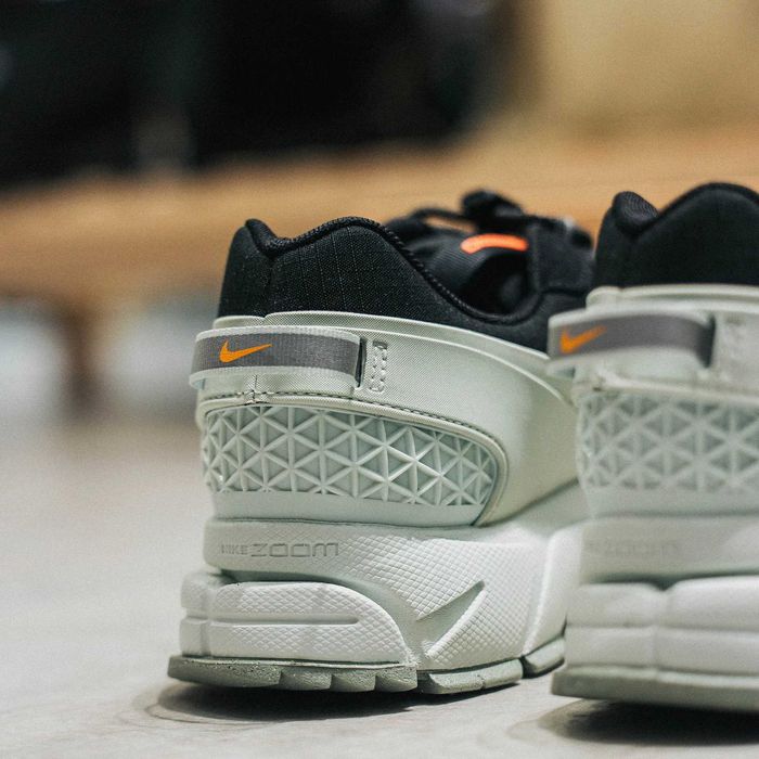 ОРИГІНАЛ‼️ Nike Zoom Vomero Roam FV2295-001 кроссовки мужские кросівки